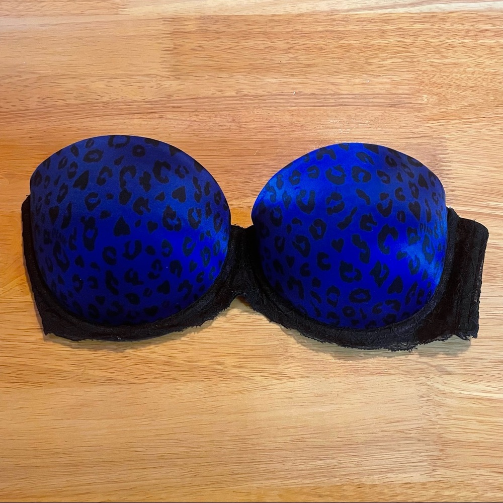 PINK Strapless Push-up Bra